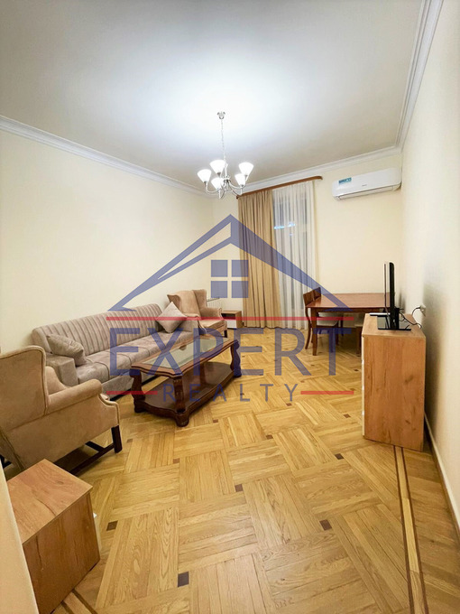 ԿԵՆՏՐՈՆ, ՆԱԼԲԱՆԴՅԱՆ ՓՈՂՈՑ, 3 ՍԵՆՅԱԿ