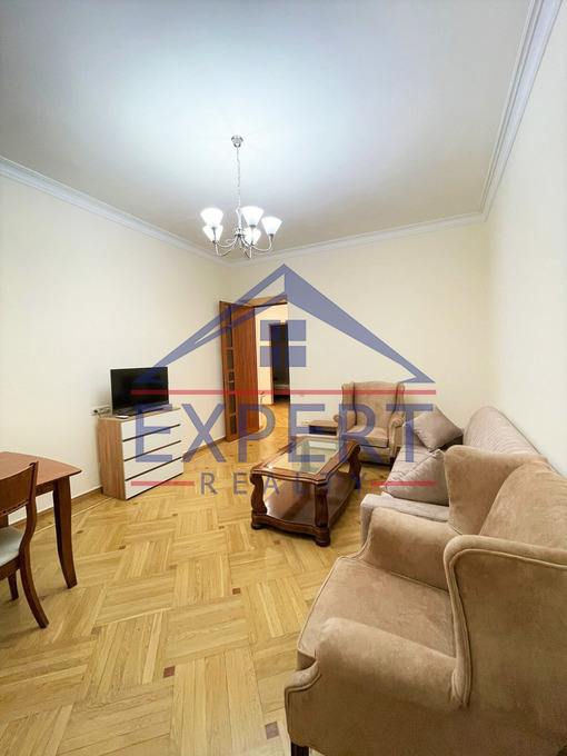 ԿԵՆՏՐՈՆ, ՆԱԼԲԱՆԴՅԱՆ ՓՈՂՈՑ, 3 ՍԵՆՅԱԿ