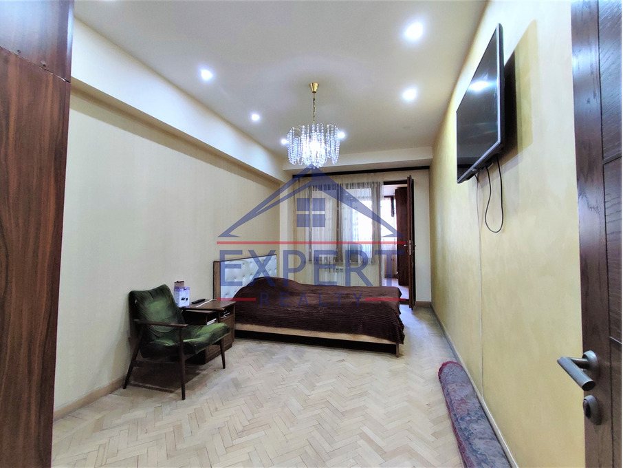 ԱՐԱԲԿԻՐ, ԱԶԱՏՈՒԹՅԱՆ ՊՈՂՈՏԱ, 4 ՍԵՆՅԱԿ