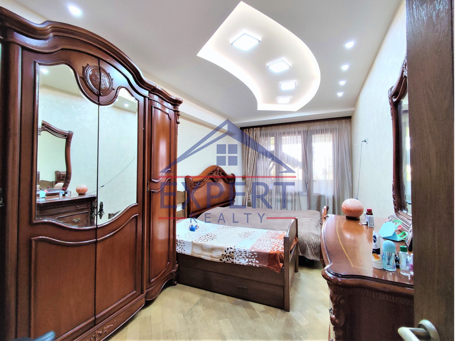 ԱՐԱԲԿԻՐ, ԱԶԱՏՈՒԹՅԱՆ ՊՈՂՈՏԱ, 4 ՍԵՆՅԱԿ