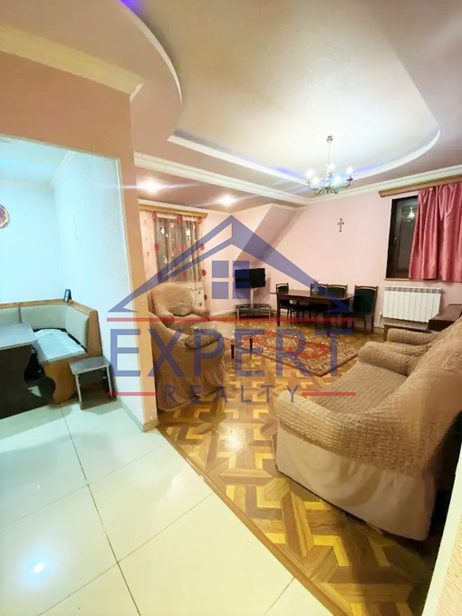 ՇԵՆԳԱՎԻԹ, ԲԱԳՐԱՏՈՒՆՅԱՆՑ ՓՈՂՈՑ, 3 ՍԵՆՅԱԿ