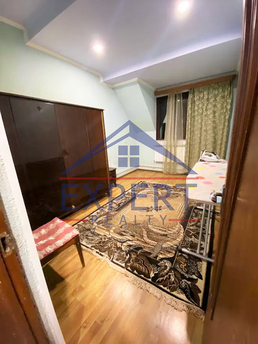 ՇԵՆԳԱՎԻԹ, ԲԱԳՐԱՏՈՒՆՅԱՆՑ ՓՈՂՈՑ, 3 ՍԵՆՅԱԿ