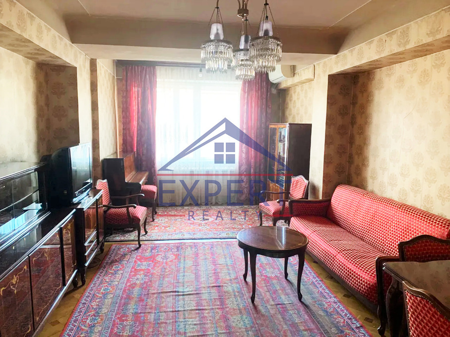 ՇԵՆԳԱՎԻԹ, ՖՐՈՒՆԶԵԻ ՓՈՂՈՑ, 3 ՍԵՆՅԱԿ