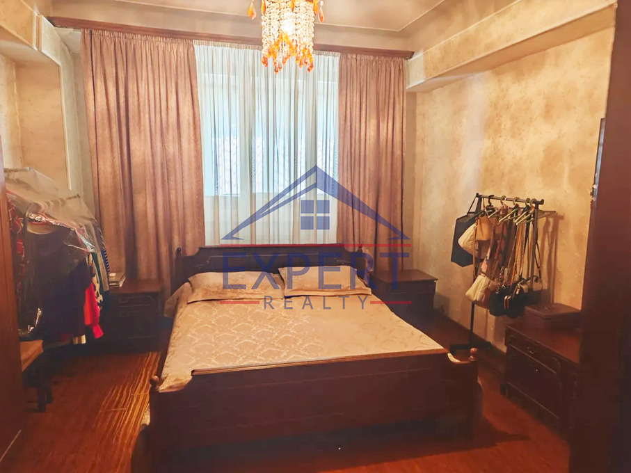 ՇԵՆԳԱՎԻԹ, ՖՐՈՒՆԶԵԻ ՓՈՂՈՑ, 3 ՍԵՆՅԱԿ