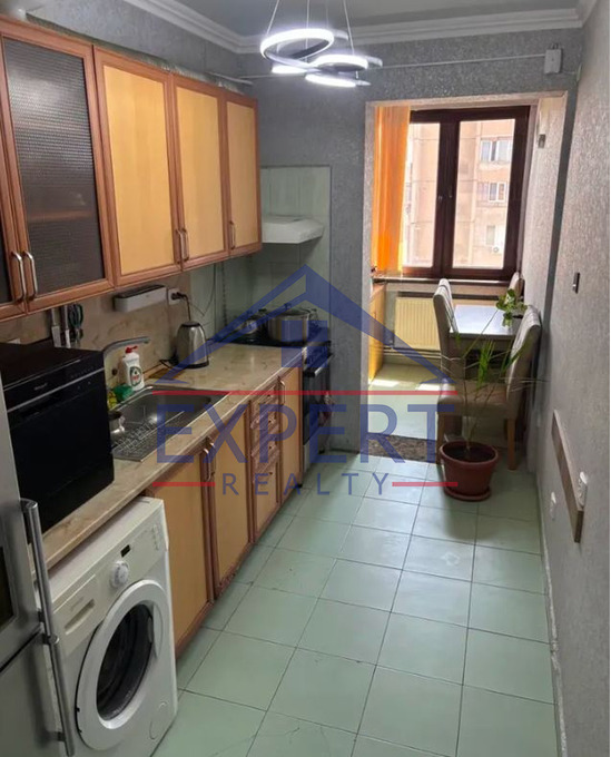 ՇԵՆԳԱՎԻԹ ՄԱՆԱՆԴՅԱՆ   ՓՈՂՈՑ  3 ՍԵՆՅԱԿ