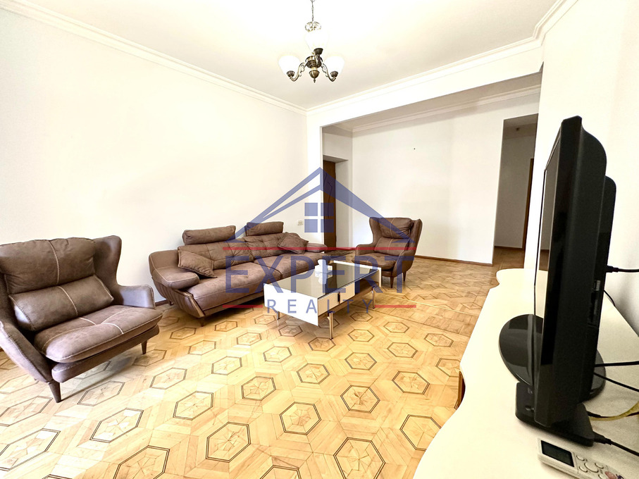 ԿԵՆՏՐՈՆ, ՎԱՐԴԱՆԱՆՑ ՓՈՂՈՑ, 3 ՍԵՆՅԱԿ