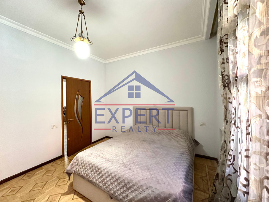 ԿԵՆՏՐՈՆ, ՎԱՐԴԱՆԱՆՑ ՓՈՂՈՑ, 3 ՍԵՆՅԱԿ