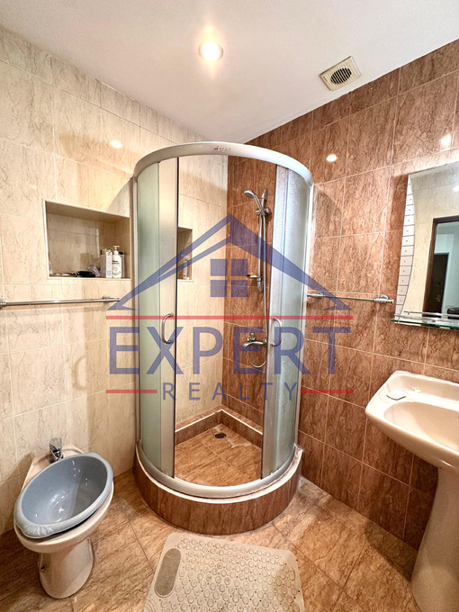 ԿԵՆՏՐՈՆ, ՎԱՐԴԱՆԱՆՑ ՓՈՂՈՑ, 3 ՍԵՆՅԱԿ