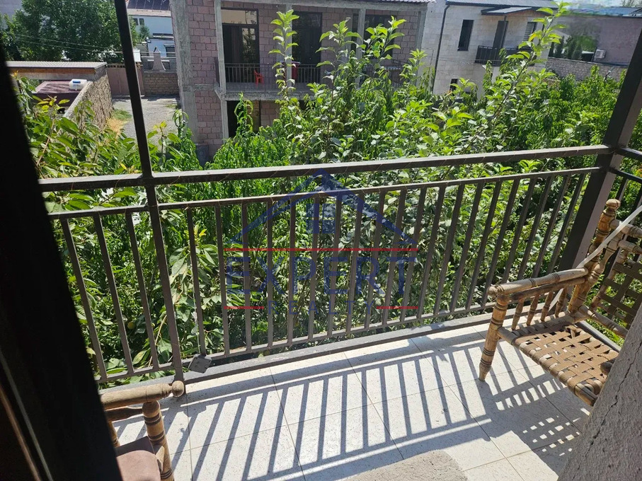 ԱՎԱՆ, ՊԱՐՈՒՅՐ ՍԵՎԱԿ ԹԱՂԱՄԱՍ, 5 ՍԵՆՅԱԿ