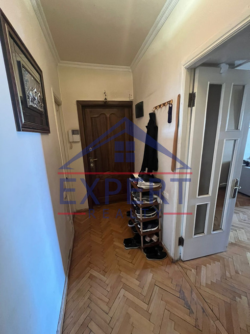 ԱՐԱԲԿԻՐ, ԿՈՄԻՏԱՍԻ ՊՈՂՈՏԱ, 3 ՍԵՆՅԱԿ