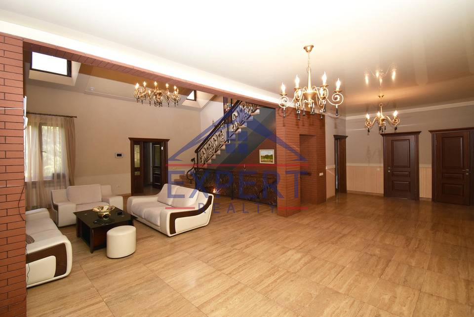 ՎԱՀԱԳՆԻ ԹԱՂԱՄԱՍ, 3 ՀԱՐԿ, 7 ՍԵՆՅԱԿ