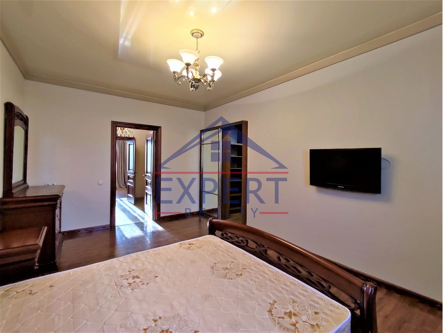 ՎԱՀԱԳՆԻ ԹԱՂԱՄԱՍ, 3 ՀԱՐԿ, 7 ՍԵՆՅԱԿ