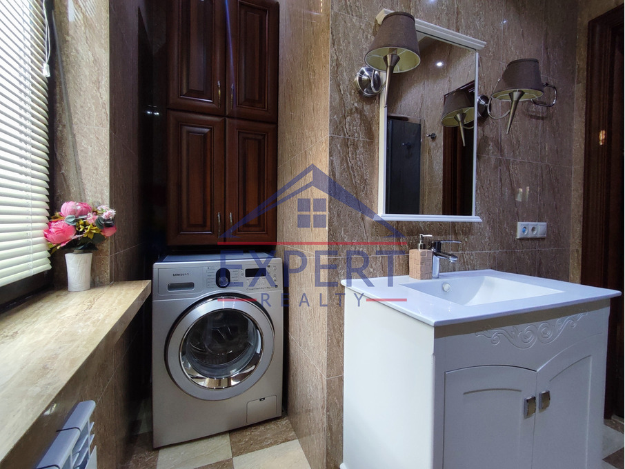 ՎԱՀԱԳՆԻ ԹԱՂԱՄԱՍ, 3 ՀԱՐԿ, 7 ՍԵՆՅԱԿ