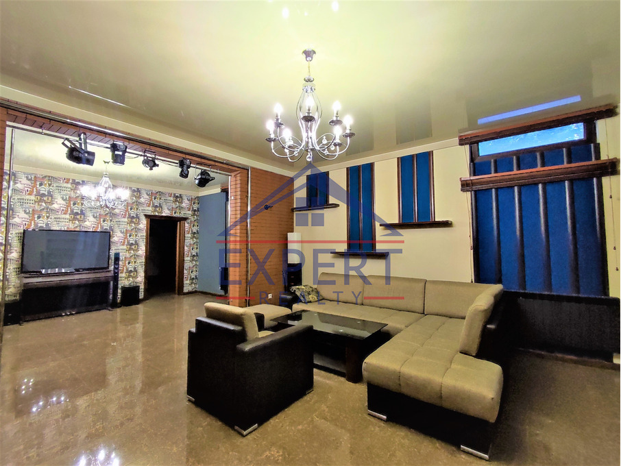 ՎԱՀԱԳՆԻ ԹԱՂԱՄԱՍ, 3 ՀԱՐԿ, 7 ՍԵՆՅԱԿ