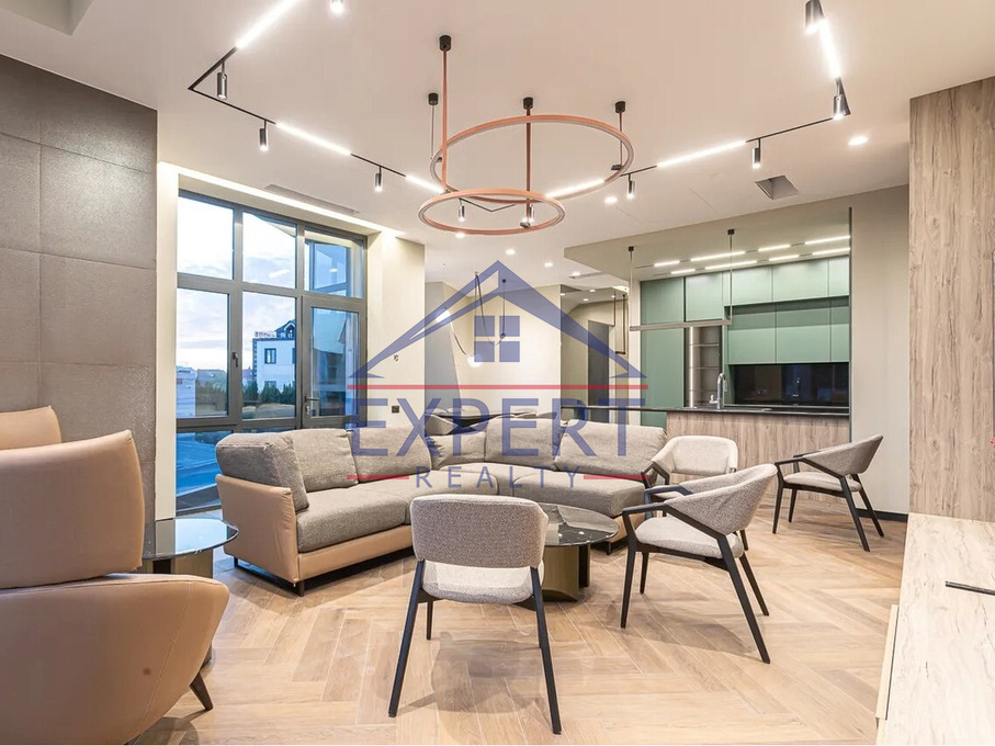 ՎԱՀԱԳՆԻ ԹԱՂԱՄԱՍ, 3 ՀԱՐԿ, 4 ՍԵՆՅԱԿ