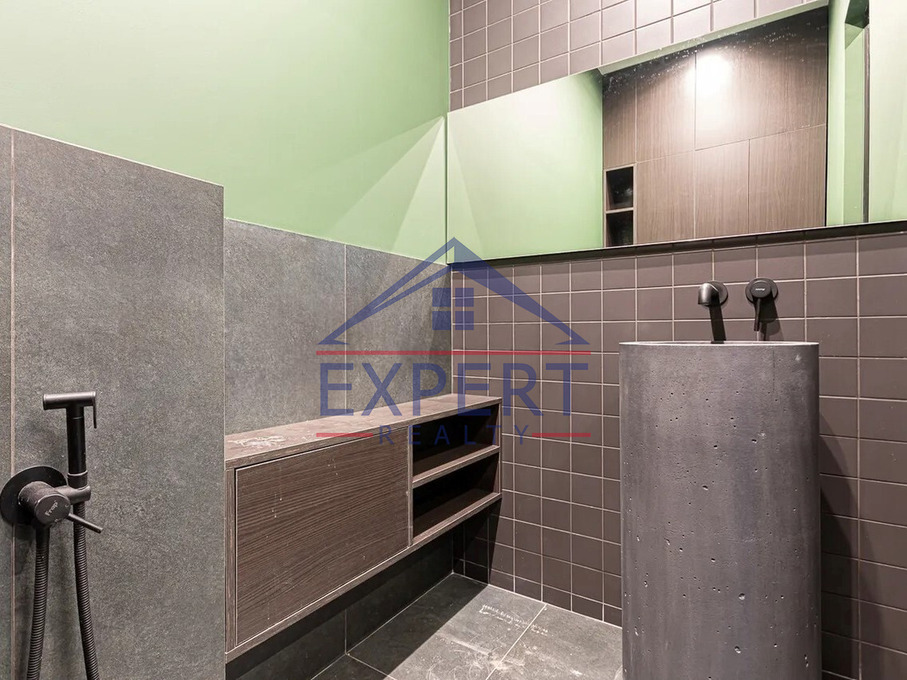 ՎԱՀԱԳՆԻ ԹԱՂԱՄԱՍ, 3 ՀԱՐԿ, 4 ՍԵՆՅԱԿ