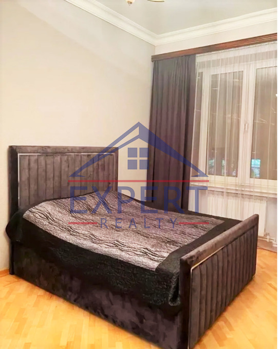 ԱՎԱՆ, ՀՐԱՉՅԱ ԱՃԱՌՅԱՆ ՓՈՂՈՑ, 4 ՍԵՆՅԱԿ