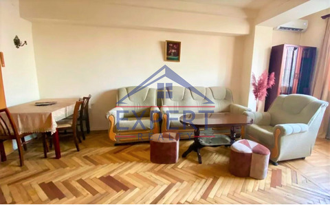 ԿԵՆՏՐՈՆ, ԵՐՎԱՆԴ ՔՈՉԱՐ ՓՈՂՈՑ, 2 ՍԵՆՅԱԿ