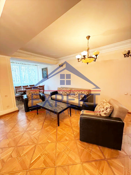 ԿԵՆՏՐՈՆ, ՄԱՇՏՈՑԻ ՊՈՂՈՏԱ, 3 ՍԵՆՅԱԿ