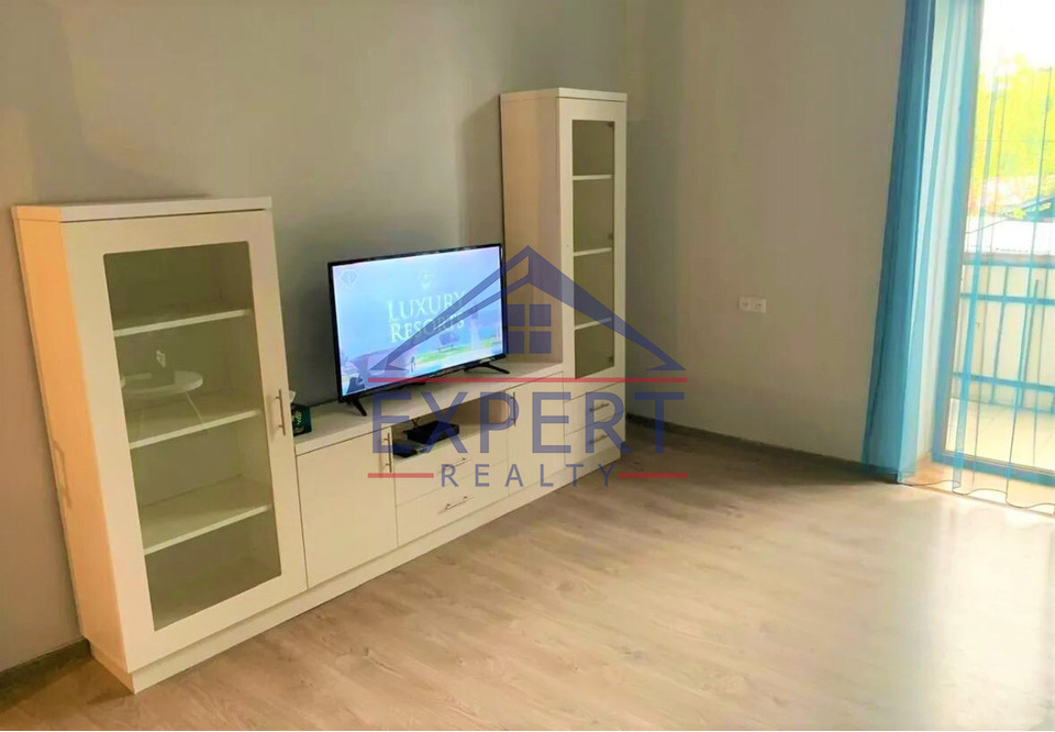 ԿԵՆՏՐՈՆ, ՄԱՇՏՈՑԻ ՊՈՂՈՏԱ, 2 ՍԵՆՅԱԿ