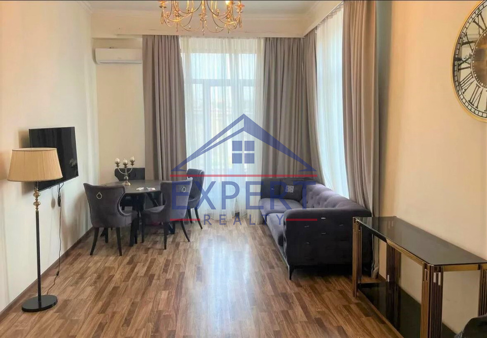 ԴԱՎԹԱՇԵՆ, ԱՆԱՍՏԱՍ ՄԻԿՈՅԱՆ ՓՈՂՈՑ, 3 ՍԵՆՅԱԿ
