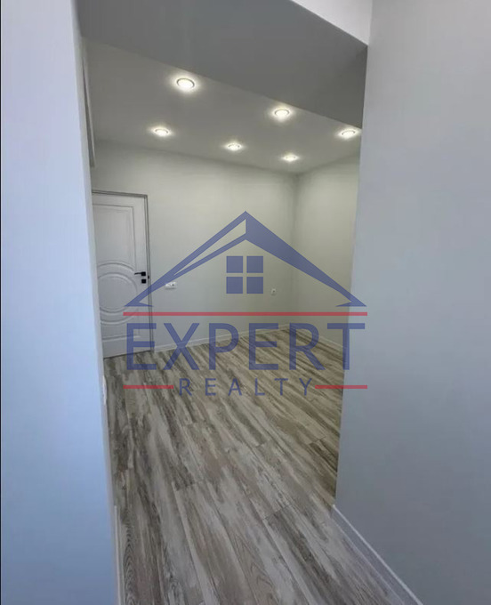 ԱՐԱԲԿԻՐ, ԿՈՄԻՏԱՍԻ ՊՈՂՈՏԱ, 3 ՍԵՆՅԱԿ