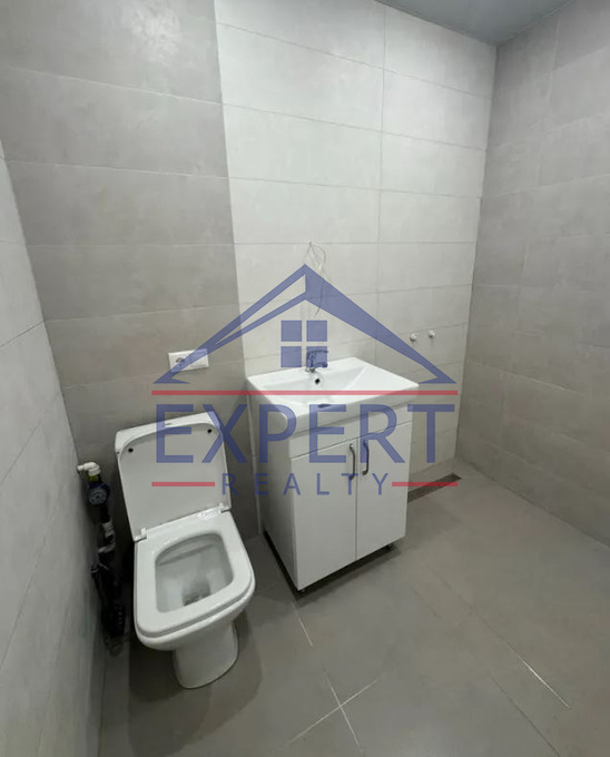 ԱՐԱԲԿԻՐ, ԿՈՄԻՏԱՍԻ ՊՈՂՈՏԱ, 3 ՍԵՆՅԱԿ
