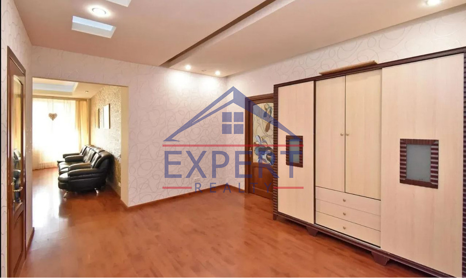 ԿԵՆՏՐՈՆ, ԵԿՄՍԼՅԱՆ ՓՈՂՈՑ  3 ՍԵՆՅԱԿ