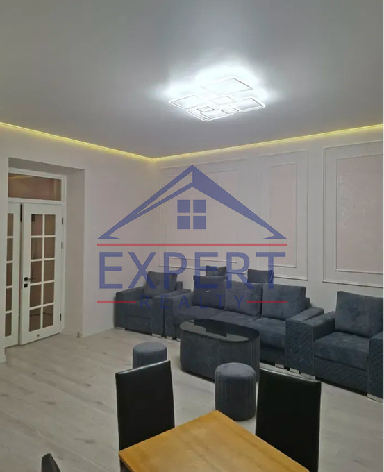 ԿԵՆՏՐՈՆ, ՄԱՇՏՈՑԻ ՊՈՂՈՏԱ, 2 ՍԵՆՅԱԿ