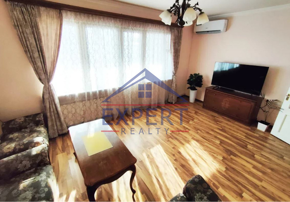ԿԵՆՏՐՈՆ, ԵՐՎԱՆԴ ՔՈՉԱՐ  3 ՍԵՆՅԱԿ