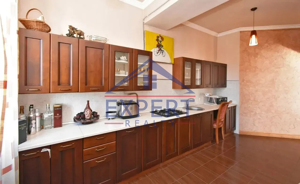 ՔԱՆԱՔԵՌ-ԶԵՅԹՈՒՆ, ԿԱՐԱՊԵՏ ՈՒԼՆԵՑԻ ՓՈՂՈՑ, 3 ՀԱՐԿ