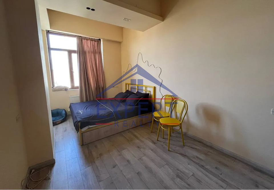 ԱՐԱԲԿԻՐ, ԿՈՄԻՏԱՍԻ ՊՈՂՈՏԱ, 2 ՍԵՆՅԱԿ