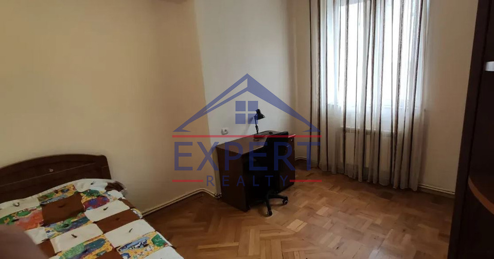 ԿԵՆՏՐՈՆ, ԴԵՐԵՆԻԿ ԴԵՄԻՐՃՅԱՆ  3 ՍԵՆՅԱԿ