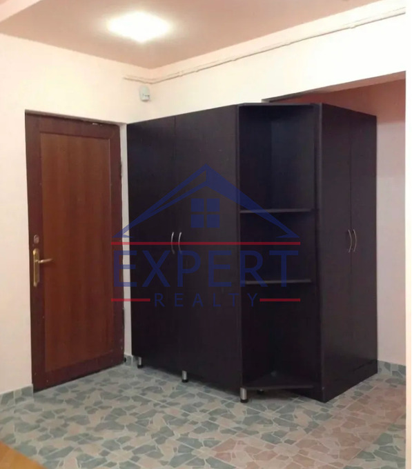 ԿԵՆՏՐՈՆ, ԱՄԻՐՅԱՆ ՓՈՂՈՑ, 2 ՍԵՆՅԱԿ