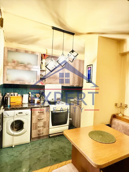 ԿԵՆՏՐՈՆ, ԱՂԱՅԱՆ ՓՈՂՈՑ, 2 ՍԵՆՅԱԿ