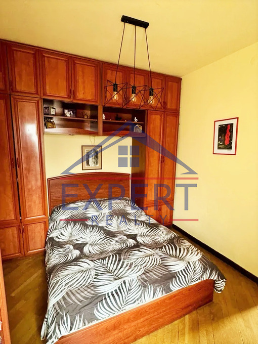 ԿԵՆՏՐՈՆ, ԱՂԱՅԱՆ ՓՈՂՈՑ, 2 ՍԵՆՅԱԿ