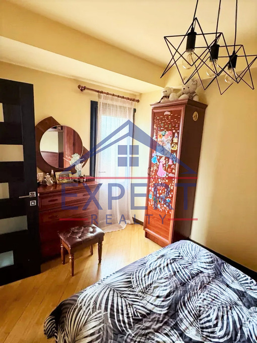 ԿԵՆՏՐՈՆ, ԱՂԱՅԱՆ ՓՈՂՈՑ, 2 ՍԵՆՅԱԿ