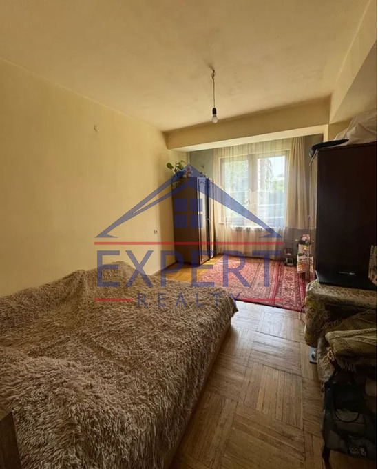 ԱՐԱԲԿԻՐ, ՄԱՄԻԿՈՆՅԱՆՑ ՓՈՂՈՑ , 3 ՍԵՆՅԱԿ