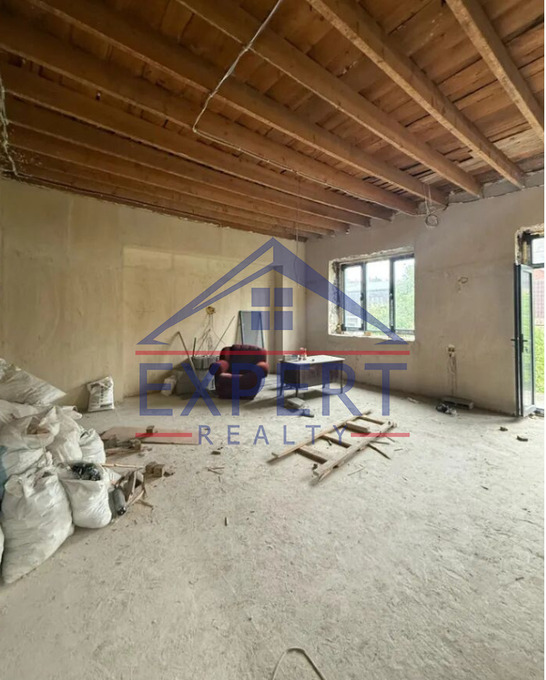 ԿԵՆՏՐՈՆ, ՓԱՐՊԵՑՈՒ ՓՈՂՈՑ, 160ՔՄ