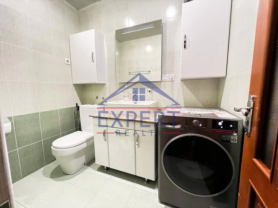 ԿԵՆՏՐՈՆ, ԱՐԳԻՇՏԻԻ ՓՈՂՈՑ, 3 ՍԵՆՅԱԿ