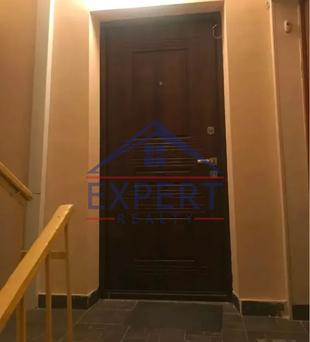 ԿԵՆՏՐՈՆ, ՔԱՋԱԶՆՈՒՆՈՒ  ՓՈՂՈՑ , 1 ՍԵՆՅԱԿ