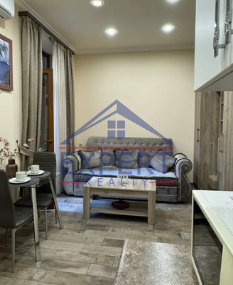 ԿԵՆՏՐՈՆ, ՄԱՇՏՈՑԻ ՊՈՂՈՏԱ, 1 ՍԵՆՅԱԿ