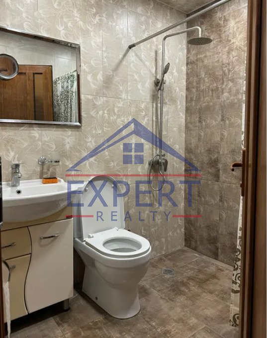 ԿԵՆՏՐՈՆ, ՄԱՇՏՈՑԻ ՊՈՂՈՏԱ, 1 ՍԵՆՅԱԿ