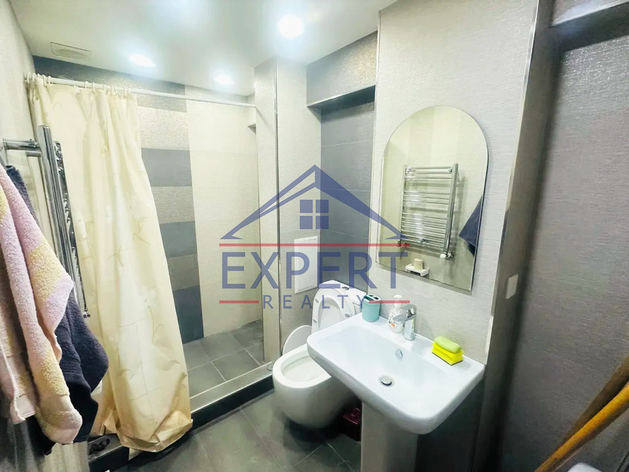 ԿԵՆՏՐՈՆ, ԱԳԱԹԱՆԳԵՂՈՍԻ ՓՈՂՈՑ, 2 ՍԵՆՅԱԿ