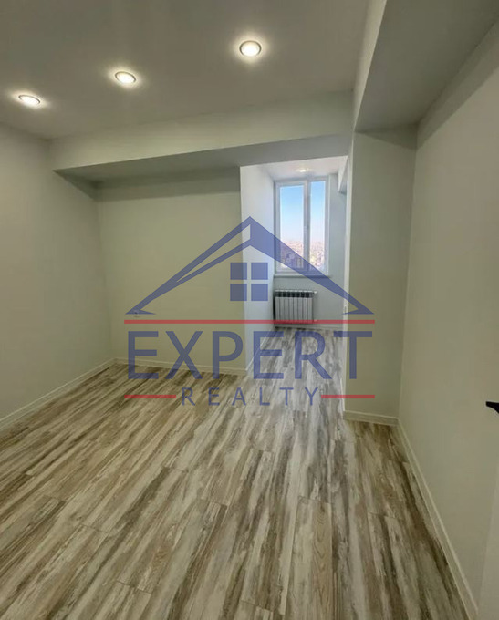 ԱՐԱԲԿԻՐ, ՎԻԿՏՈՐ ՀԱՄԲԱՐՁՈՒՄՅԱՆ ՓՈՂՈՑ, 3 ՍԵՆՅԱԿ