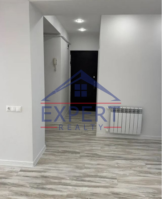 ԱՐԱԲԿԻՐ, ՎԻԿՏՈՐ ՀԱՄԲԱՐՁՈՒՄՅԱՆ ՓՈՂՈՑ, 3 ՍԵՆՅԱԿ