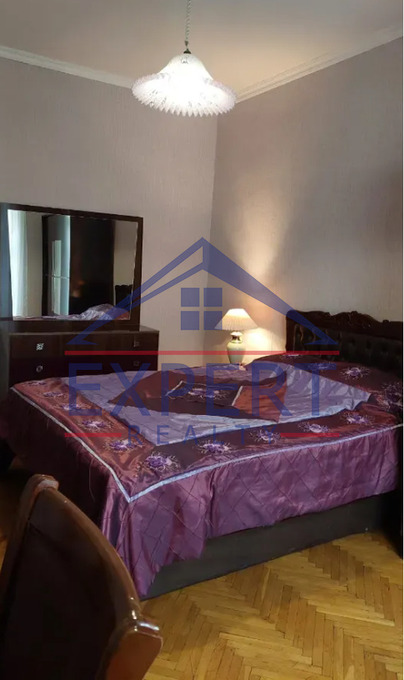 ԿԵՆՏՐՈՆ, ԱՄԻՐՅԱՆ ՓՈՂՈՑ, 3 ՍԵՆՅԱԿ