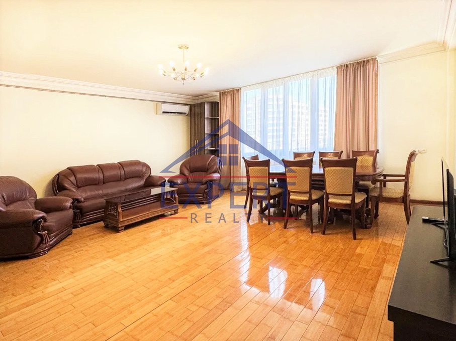 ԿԵՆՏՐՈՆ, ԿՈՂԲԱՑՈՒ ՓՈՂՈՑ, 3 ՍԵՆՅԱԿ