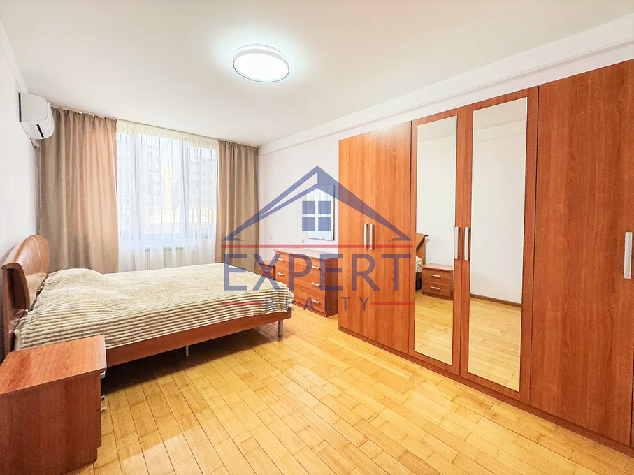 ԿԵՆՏՐՈՆ, ԿՈՂԲԱՑՈՒ ՓՈՂՈՑ, 3 ՍԵՆՅԱԿ