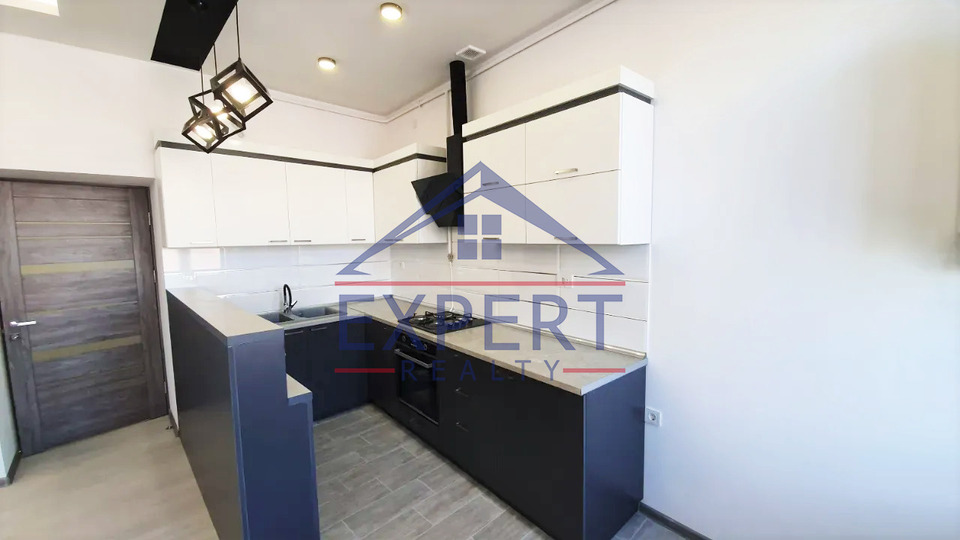 ԱՐԱԲԿԻՐ, ԿԻԵՎՅԱՆ ՓՈՂՈՑ, 2 ՍԵՆՅԱԿ